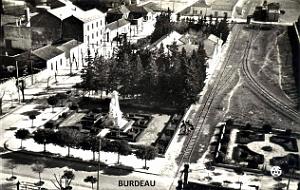 Burdeau - Place et Monument aux Morts